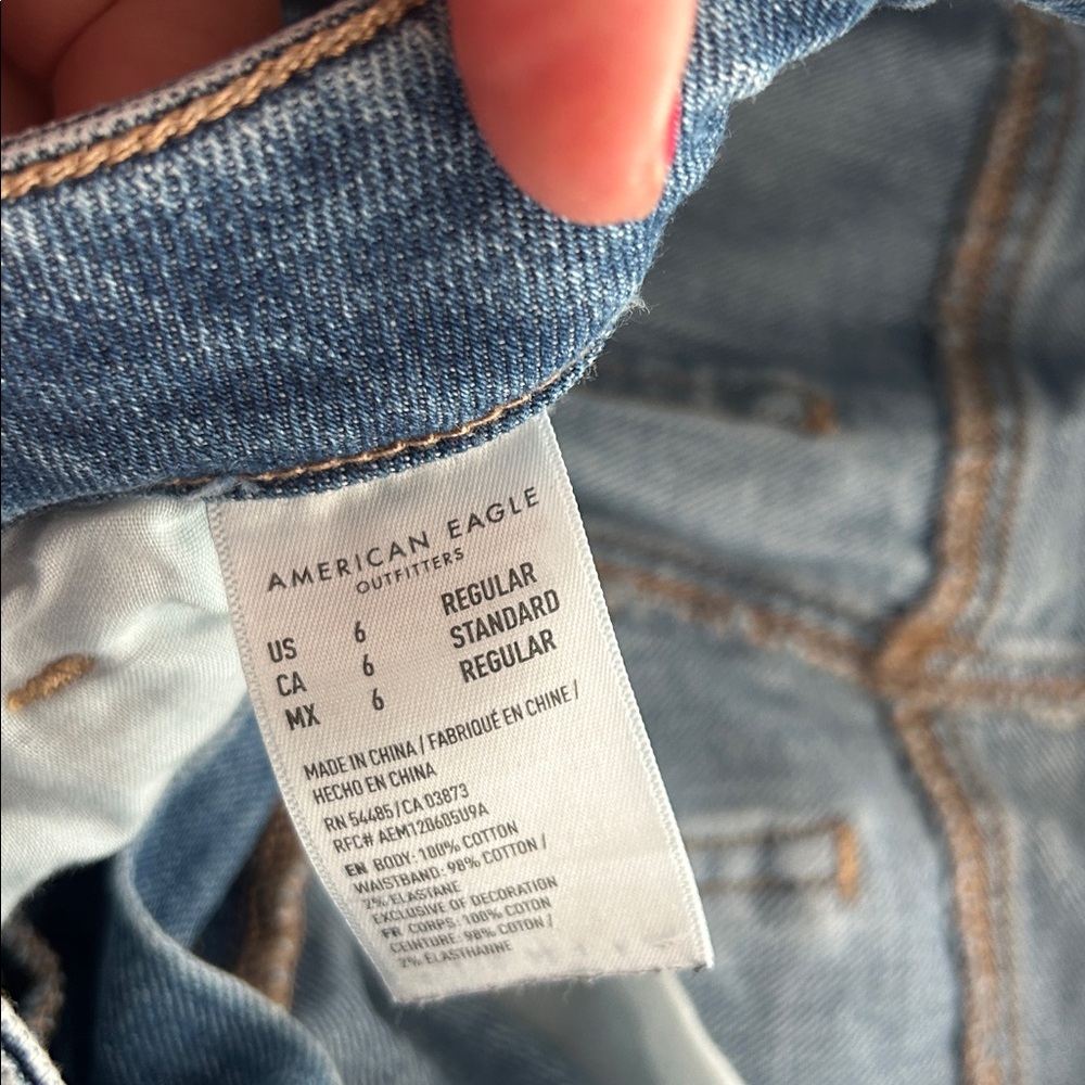AMERICAN EAGLE Stretch Mom Straight Jean Medium Wash Denim comfort waistband 6 - Picture 8 of 8